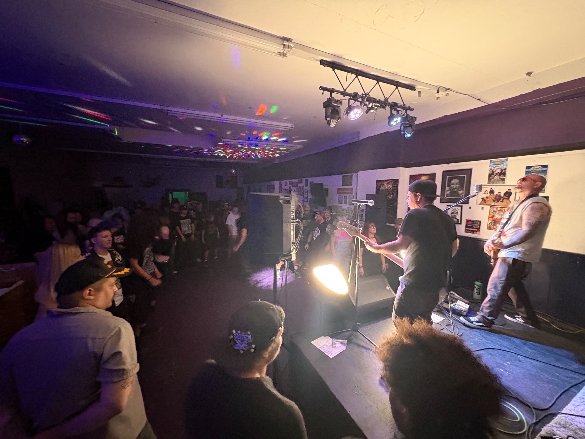 Show photo