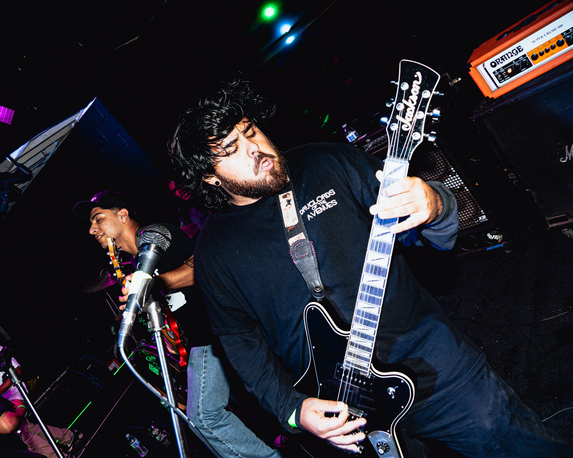 Show photo by @lensbyemi