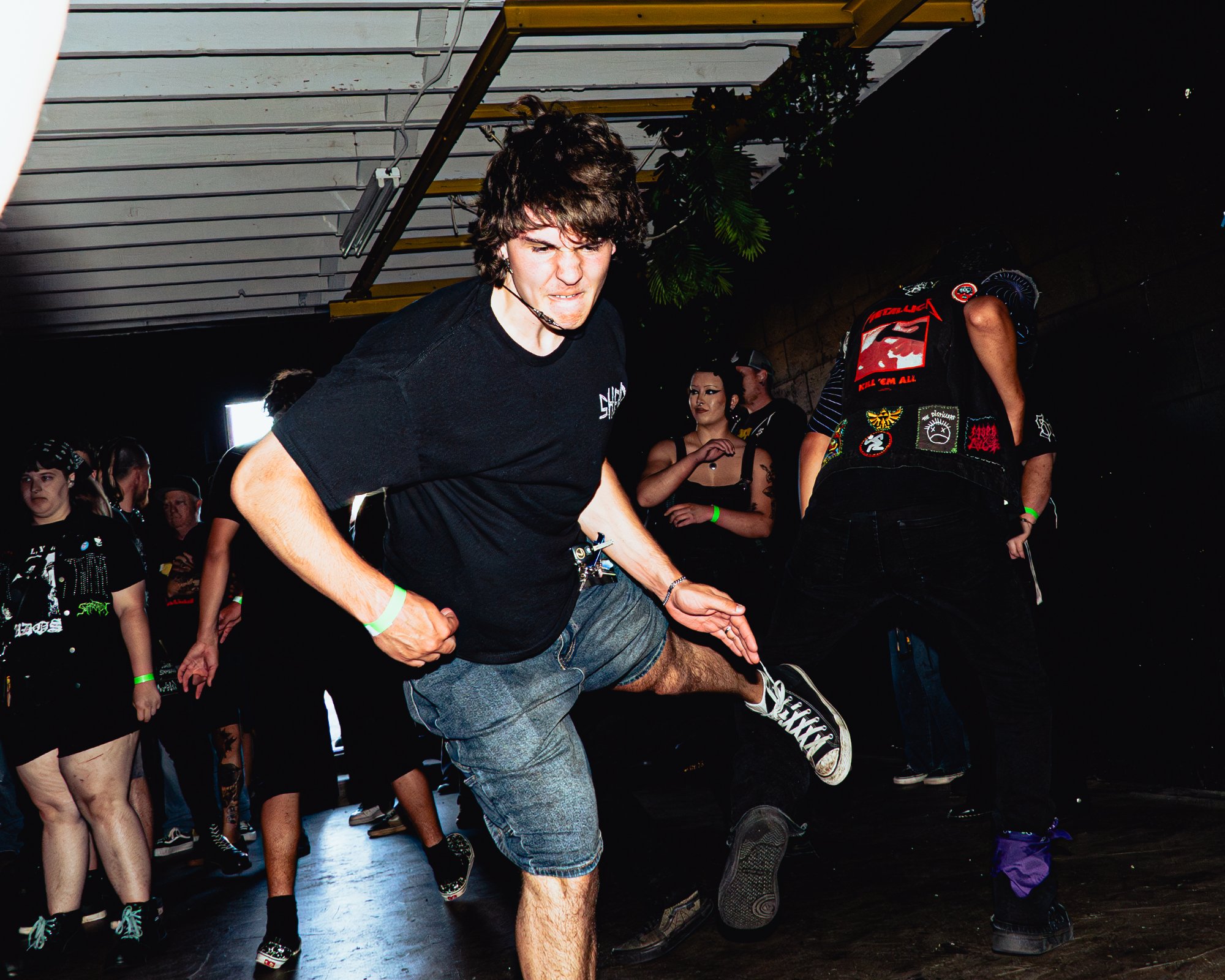Show photo by @lensbyemi