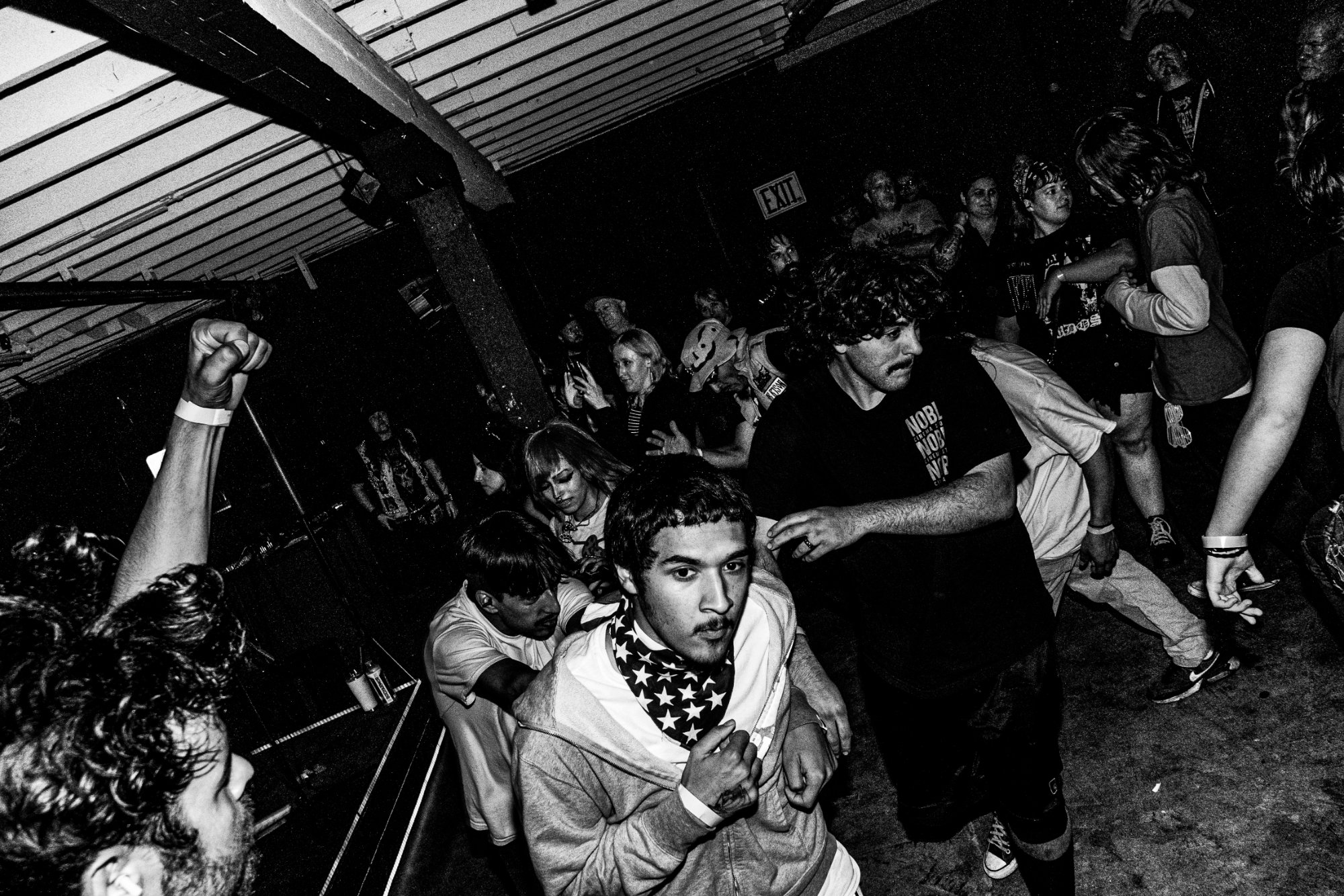 Show photo by @lensbyemi